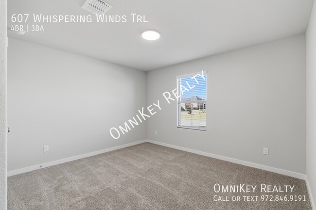 Building Photo - 607 Whispering Winds Trl