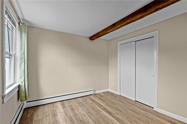 Building Photo - 310 Old Mill Ln