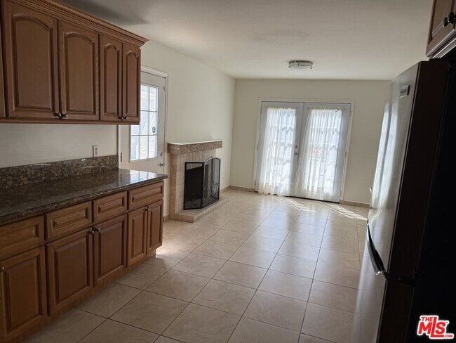 Building Photo - 5867 Cape Horn Dr