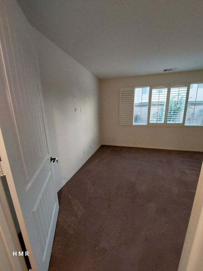 Building Photo - 13143 Chatham Dr