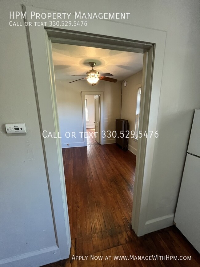 Building Photo - Cozy 1 bedroom 1 bathroom.  Move in specia...