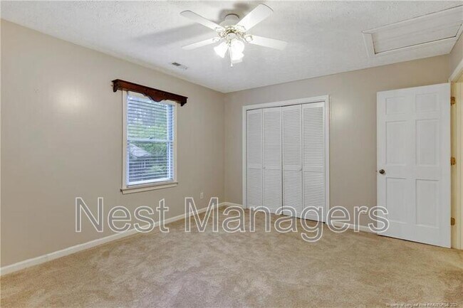 Building Photo - 405 Bannerman Pl