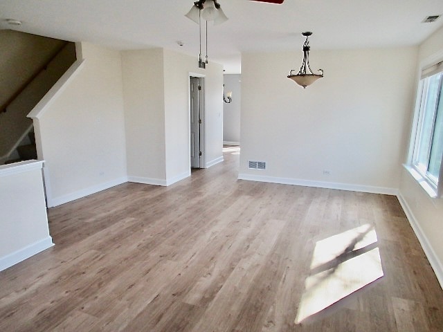 Building Photo - 2667 Woodmere Dr