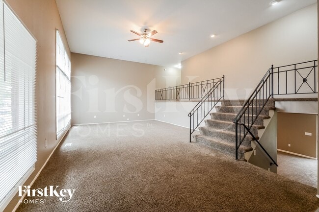 Primary Photo - 844 Townhouse Ln