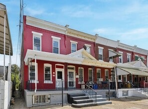 Building Photo - 1343 N Allison St