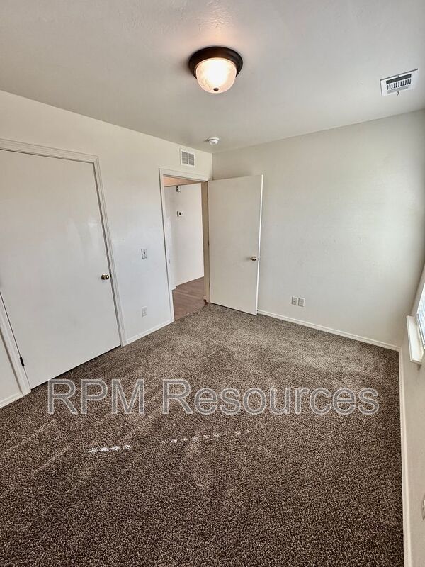 Building Photo - 8024 NW 74th St