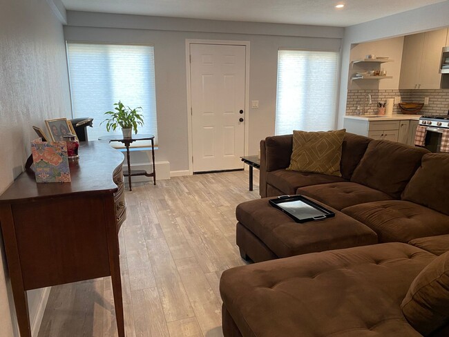 Primary Photo - Epic REA – Renovated 1 BR/1 BA In-law - Ut...