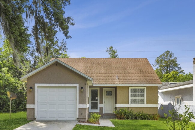 Building Photo - 108 E Manson Rd