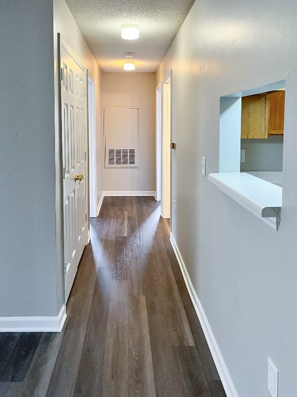 Building Photo - 12 Barden Pl