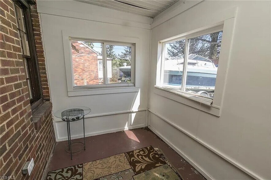 Building Photo - 3125 W 140th St