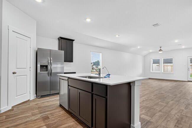 Building Photo - 8007 Marconi Corsco Dr