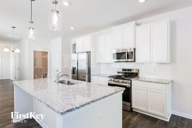 Building Photo - 715 Ridgemoor Trl