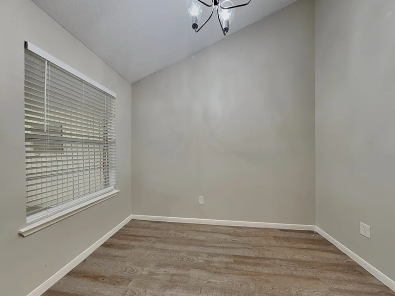 Building Photo - 16515 Cairngorm Dr