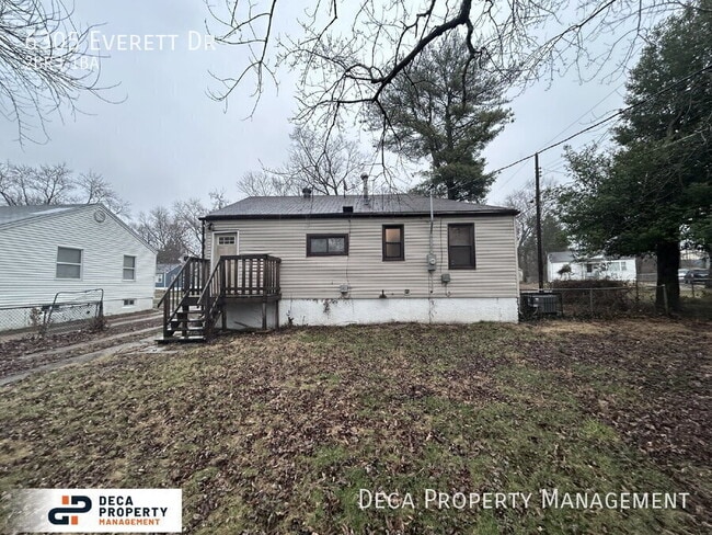 Building Photo - 6305 Everett Dr