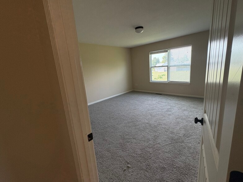 Master Bedroom - 3118 W 31st Ter