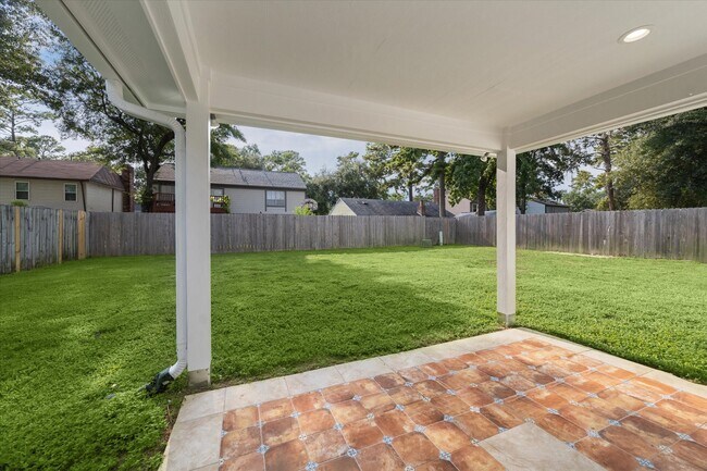 Building Photo - 23103 Berry Pine Dr