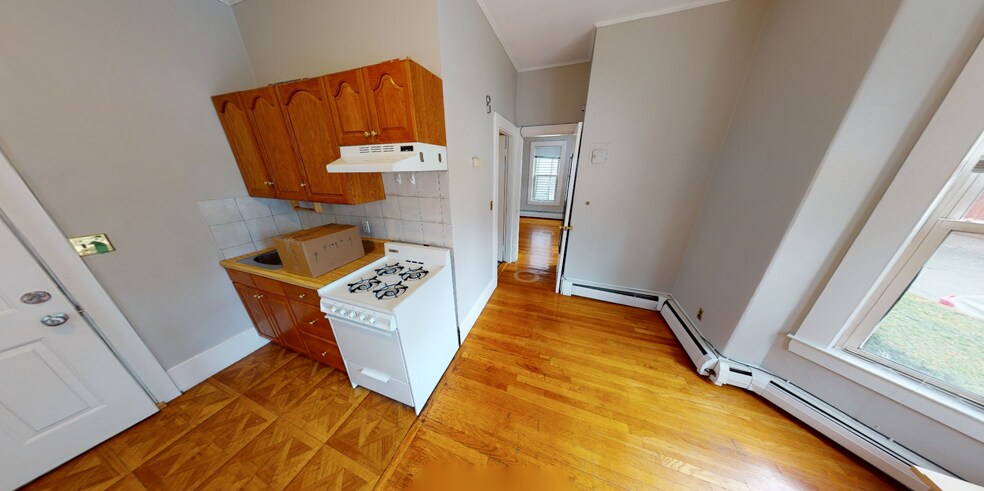 Primary Photo - 20 Hingham St
