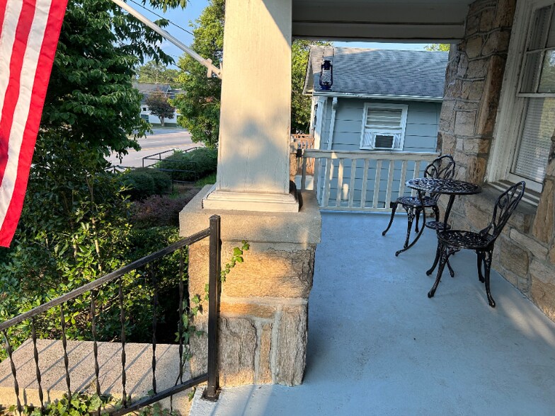 Building Photo - 314 Martin Luther King Jr Blvd