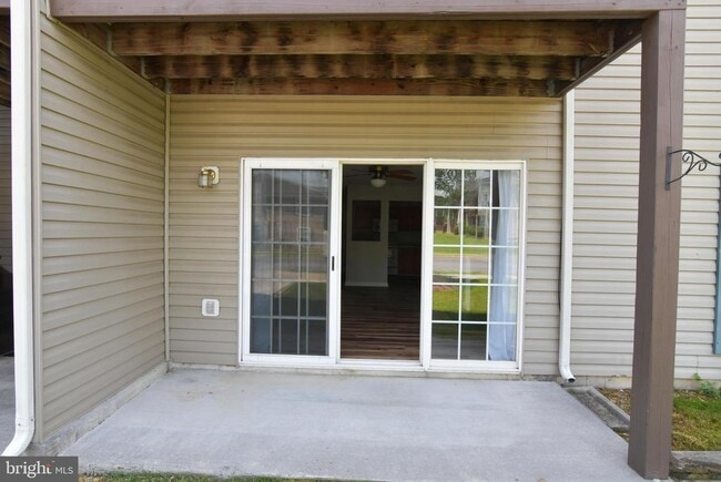 Building Photo - 136 Brookland Ct