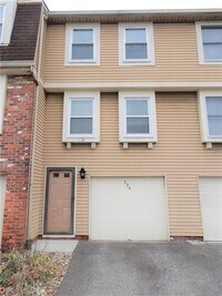 Building Photo - 280 Quail Run Rd