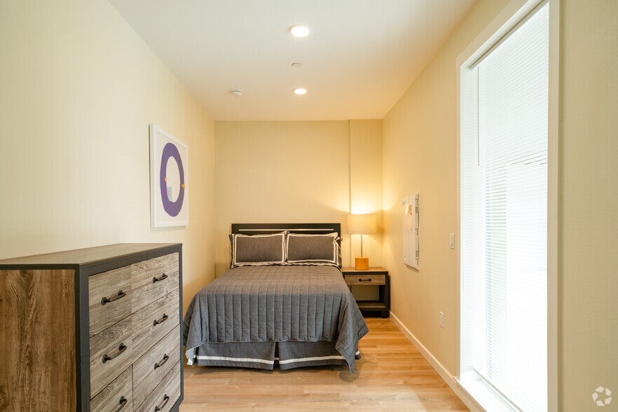 Studio - Bella Creek Apartments