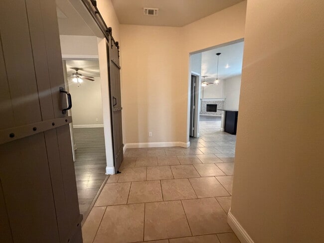 Building Photo - Stunning 3-Bed, 2-Bath Home in Upland Heights