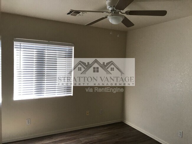 Building Photo - 2643 S 84th Gln