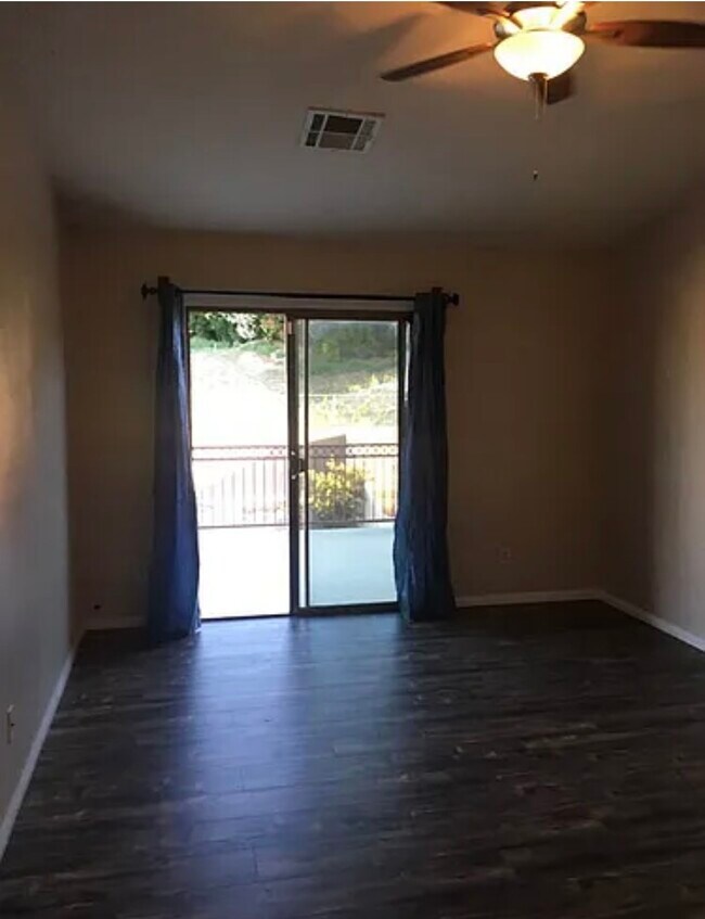 Building Photo - 3221 Green Ice Ave