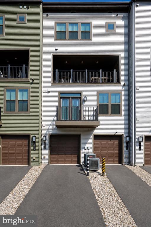 Building Photo - 12916 Sunrise Ridge Aly