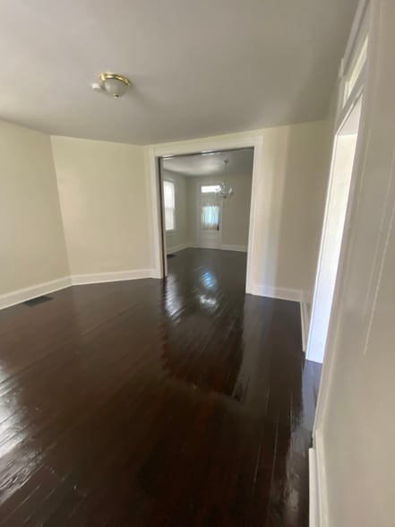 Building Photo - 812 Ohio Ave