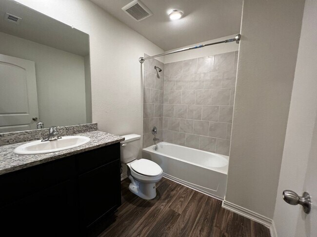 Building Photo - 7326 Anchor Cyn