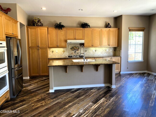 Building Photo - 4501 Via Rio