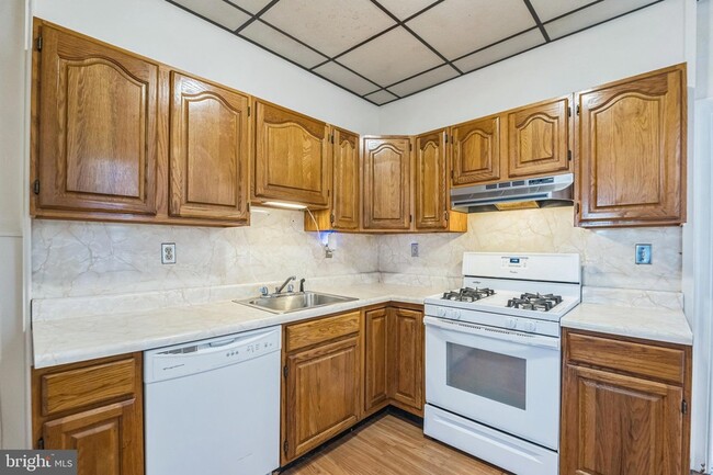 Building Photo - 4031 Pechin St