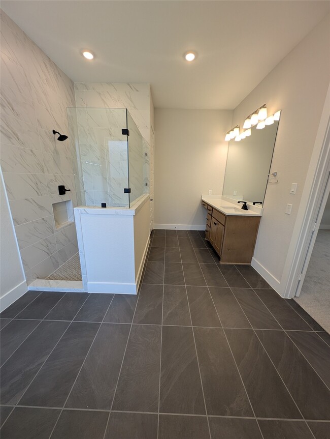 Building Photo - 13826 Arroyo Grande Dr