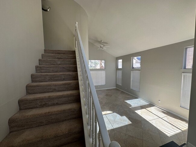 Building Photo - Beautiful 3 Bedroom 2 1/2 Bathrooms 2 Story House! Property Wont Last Long!