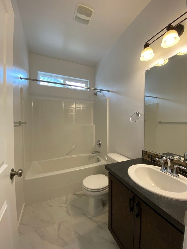 Building Photo - Liberty Lake Area-3 beds, 2baths Rancher Style House for rent Available NOW