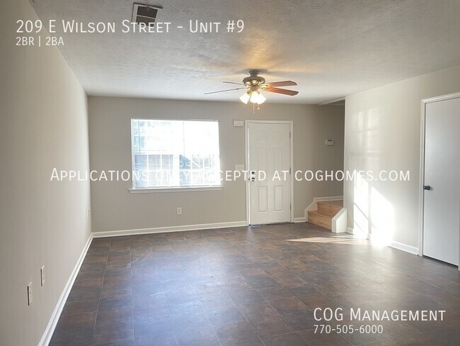 Building Photo - 209 E Wilson St