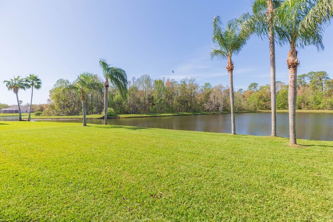 Building Photo - Wesley Chapel 4 Bed, 2.5 Baths + Loft, Poo...