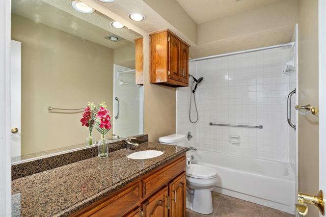 Building Photo - 2601 Richland Dr