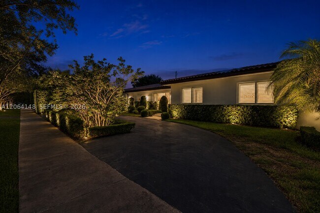 Building Photo - 735 Benevento Ave