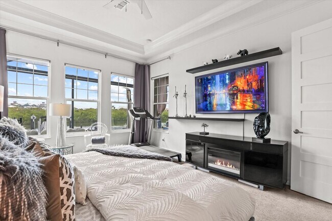 Building Photo - Waterfront Luxury Living | Private Dock + Direct Tampa Bay Access