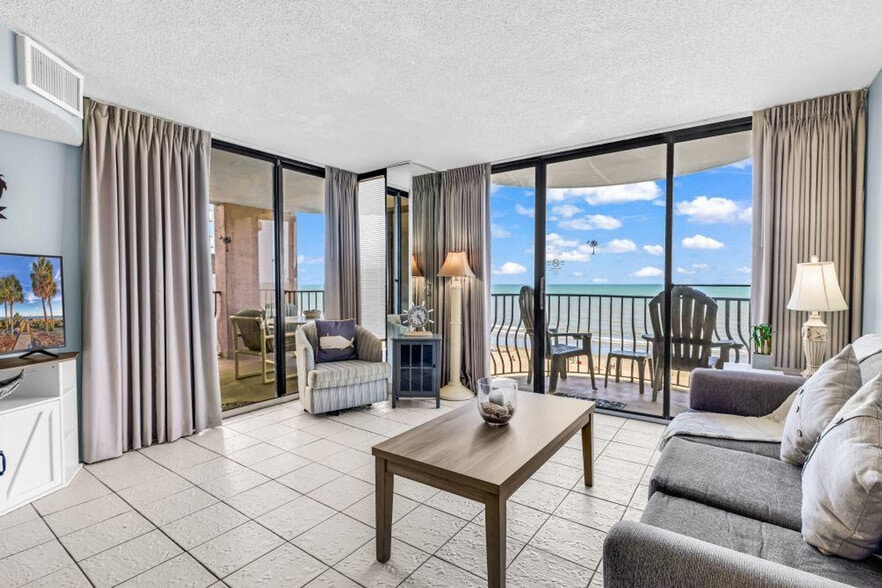 Primary Photo - 2500 N Ocean Blvd