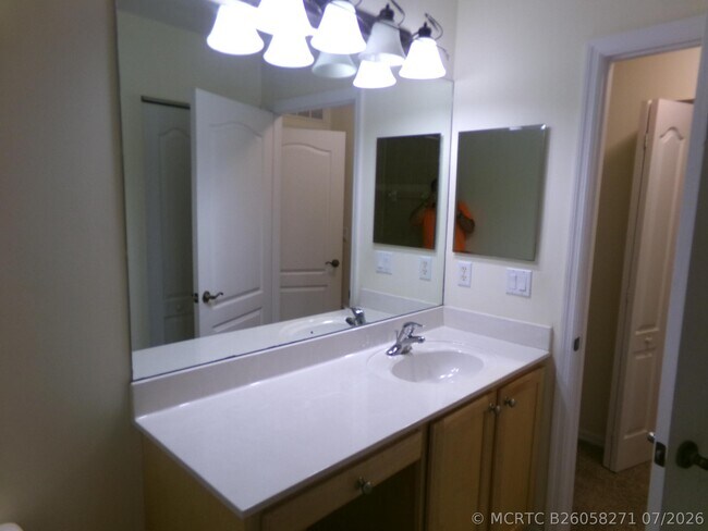 Building Photo - 2132 SE Eatonville Dr