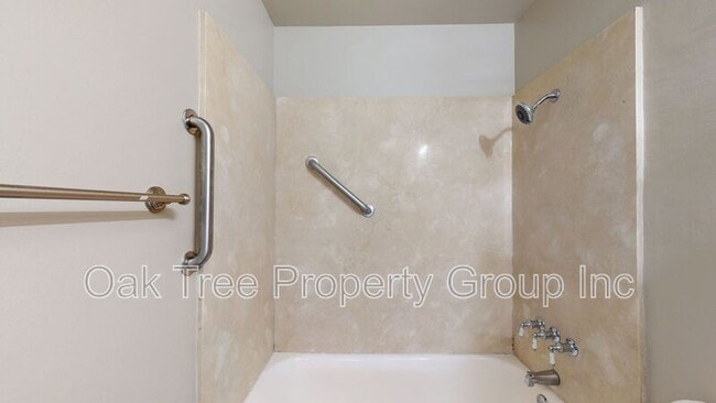 Building Photo - 1674 Cordoba St