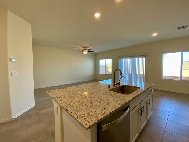 Building Photo - Brand NEW !! House for Lease! 4br/3ba 1795sq