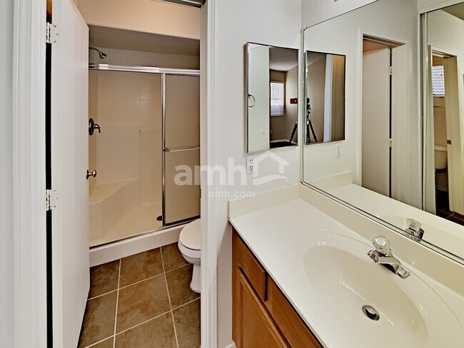 Building Photo - 16185 W Washington St