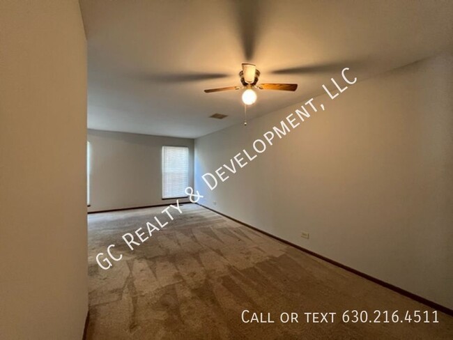 Building Photo - 1077 Stillwater Rd