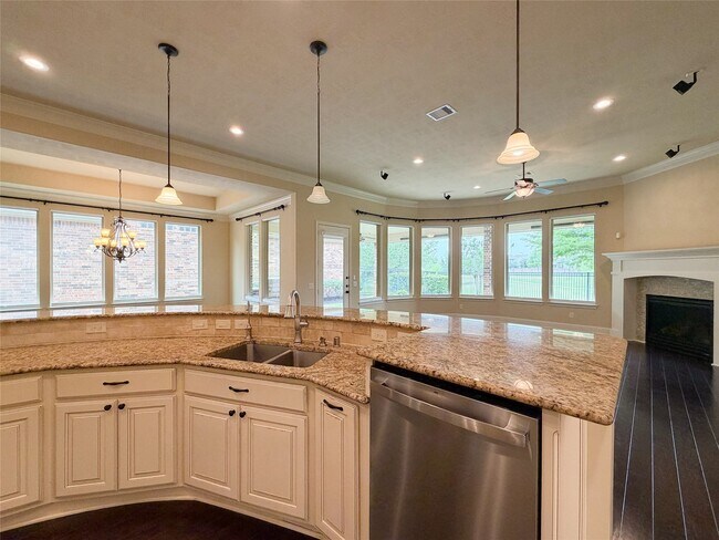 Building Photo - 10810 Poolman Pl