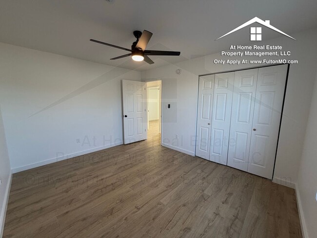 Building Photo - 508 E 8th St