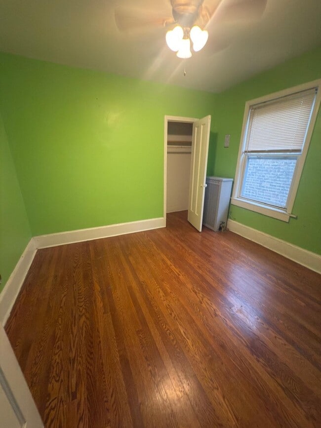 Building Photo - 6449 N Artesian Ave